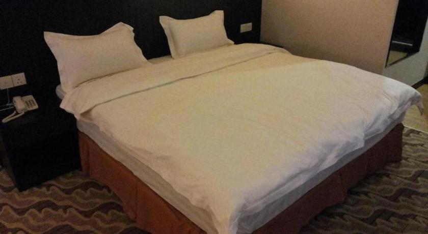 Eminent Hotel Kota Kinabalu Ngoại thất bức ảnh